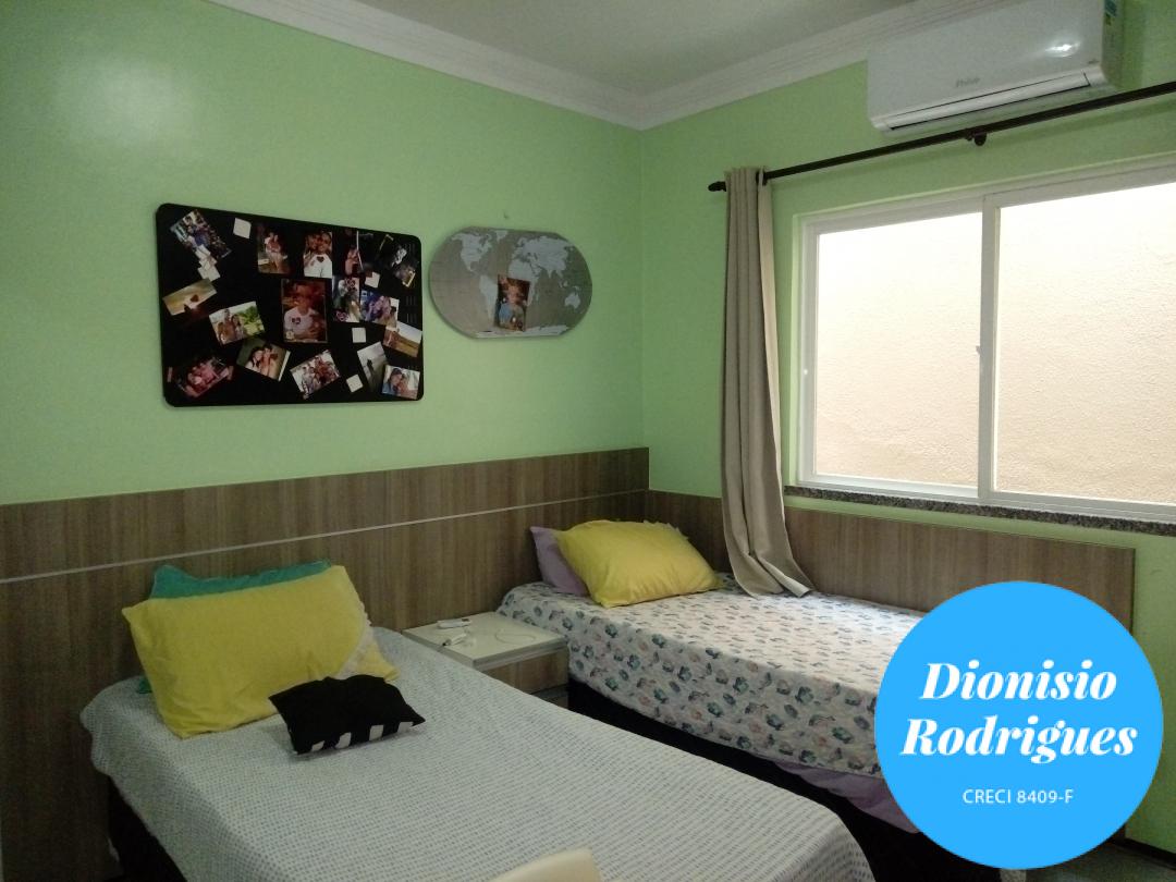 Casa à venda com 3 quartos, 308m² - Foto 29